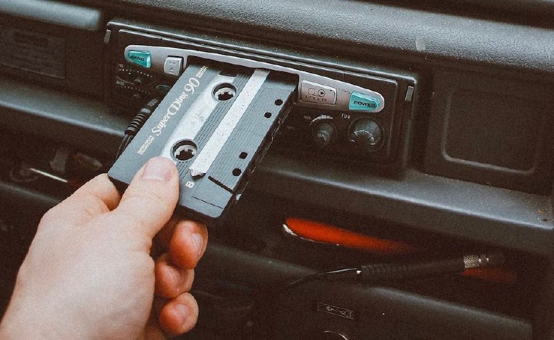 #Life #Music #Car🎵 车、旅途与那些鼓励我走出家门的歌曲我一直是一个爱听歌的人，前些年瞎听、有什么听什么，上班后逐渐找到了自己喜爱的歌手、乐队与音乐风格